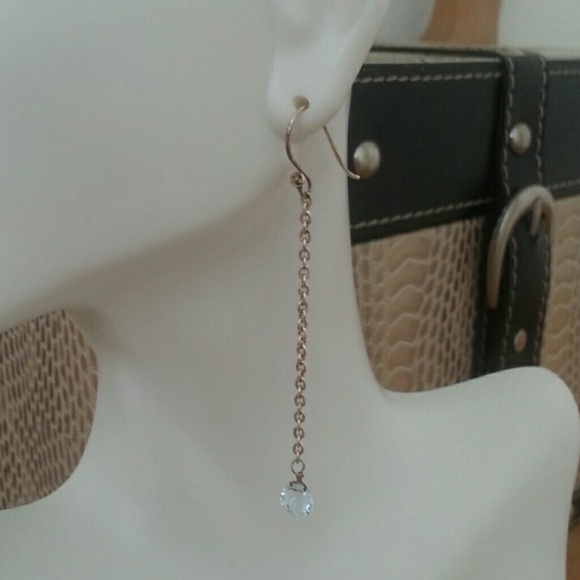 Light blue dangle earrings - Picture 2 of 3